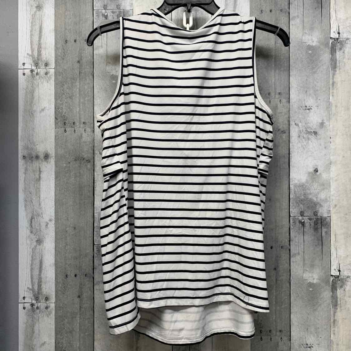 Size XL Black/White B Brand Tank Top - OodlesCB