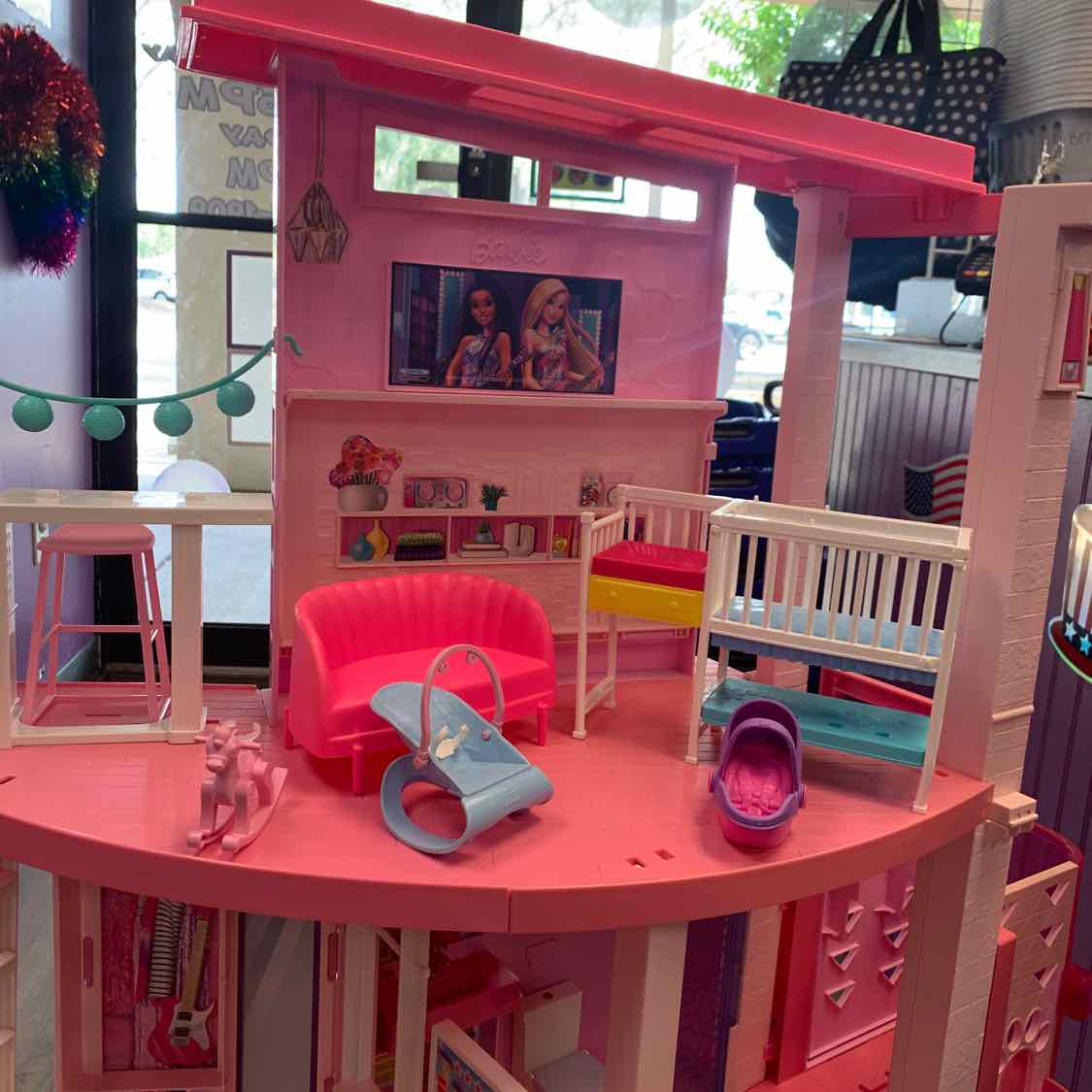 Barbie Pink Dollhouse