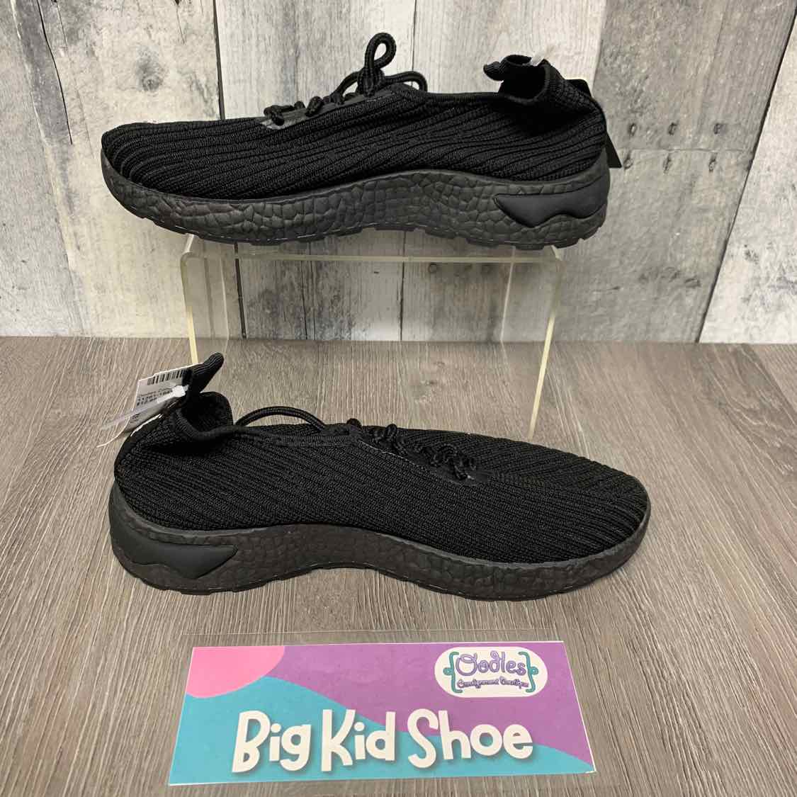 Size 5 Black Ecko Sneakers