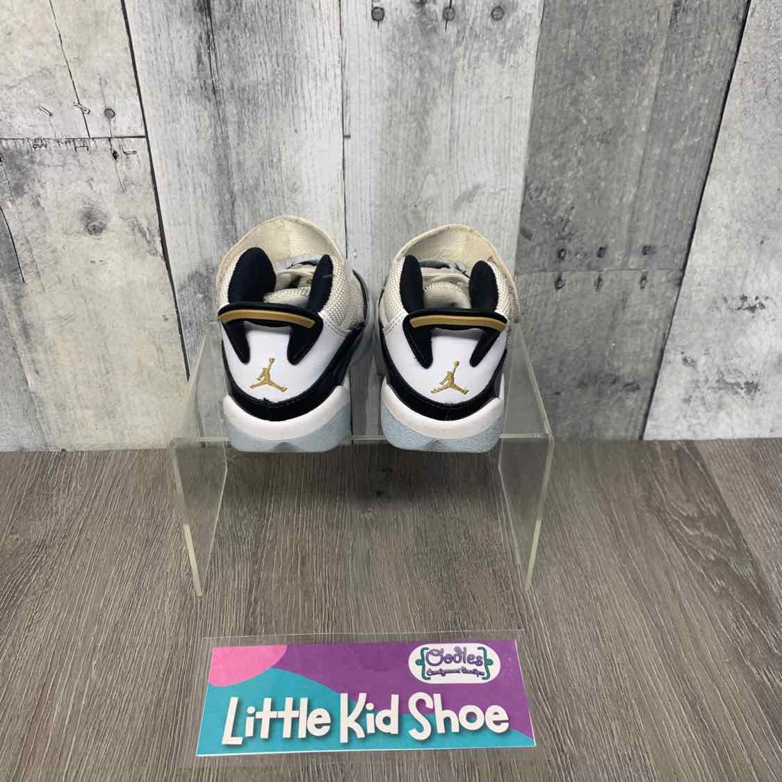 Size 5 Black/White Sport Brand Sneakers