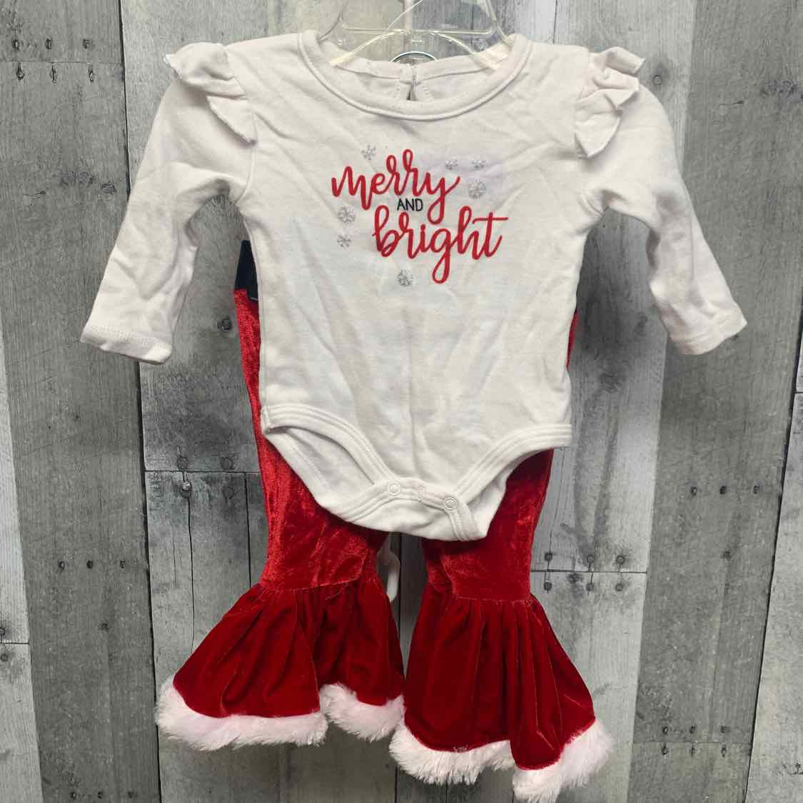 Size 6 Months White/Red Baby Essentials Shirt/Leggings