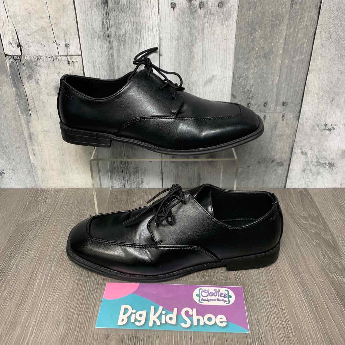Size 6 Black Sonoma Dress Shoes