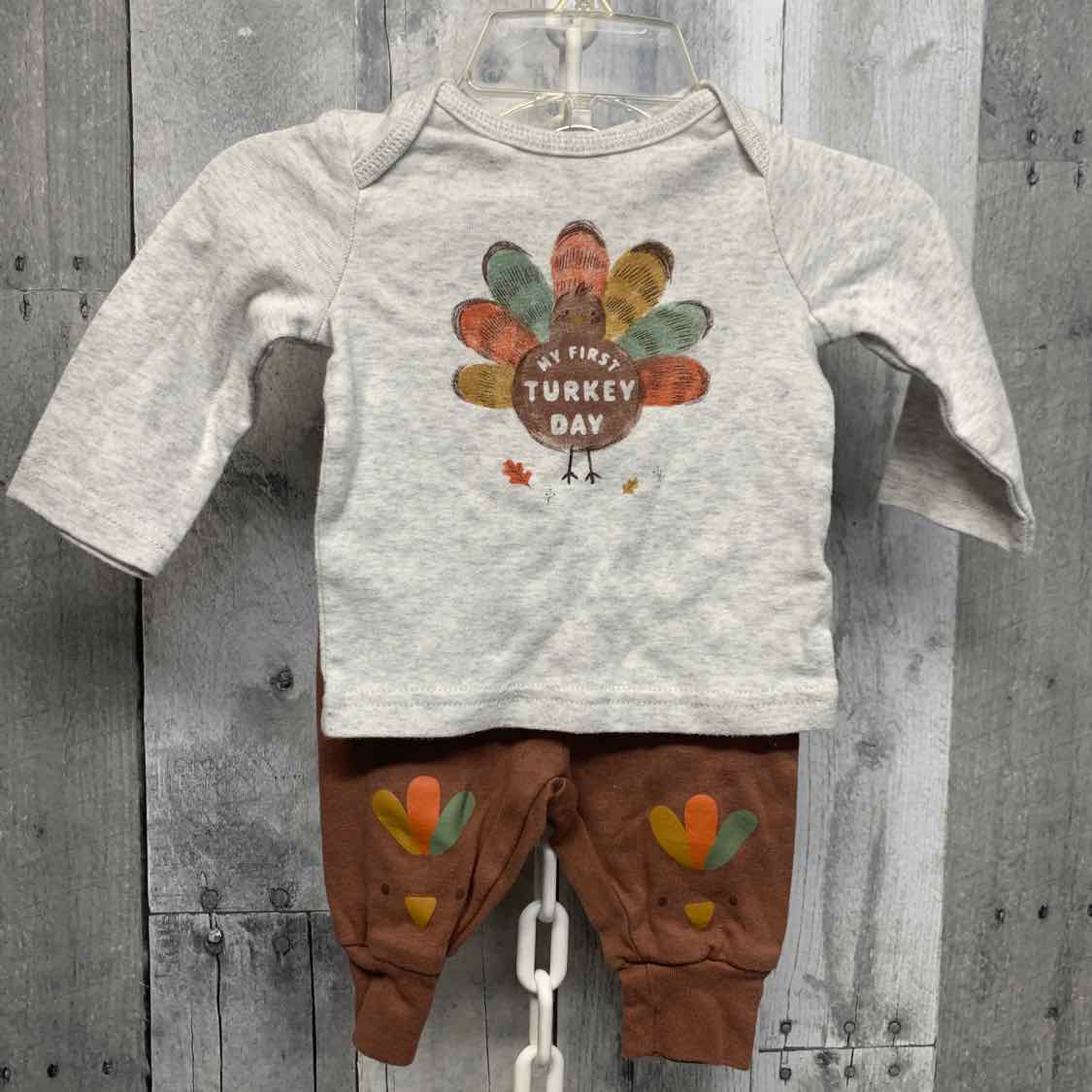 Size 3 Months Gray/Brown Just One You Shirt/Pants