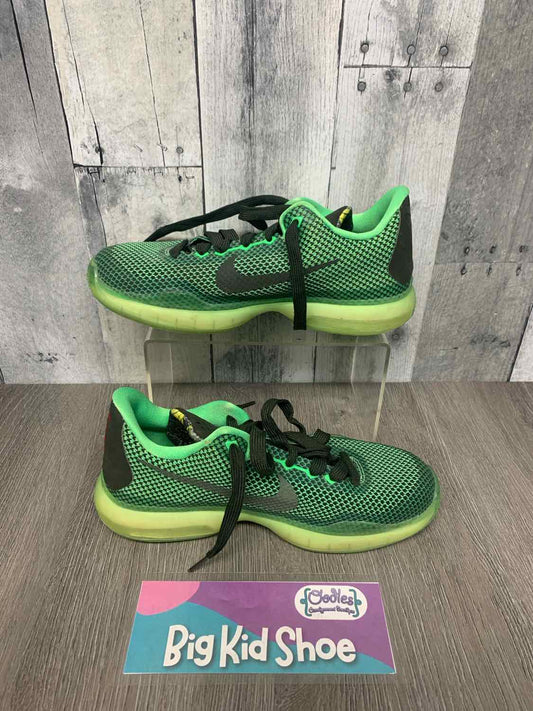 Size 4 Green/Gray Sport Brand Sneakers