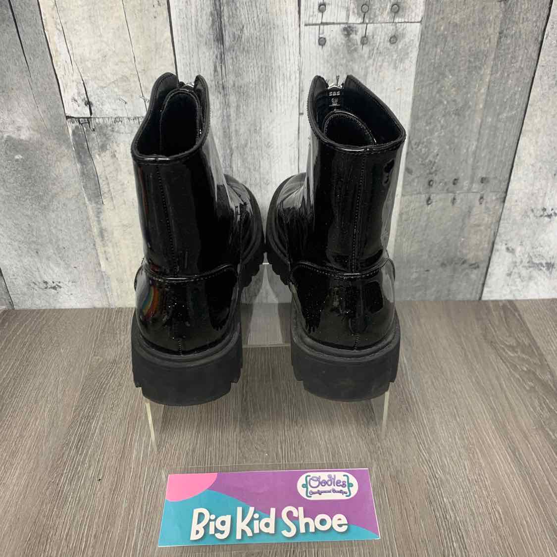 Size 3 Black Art Class Boots