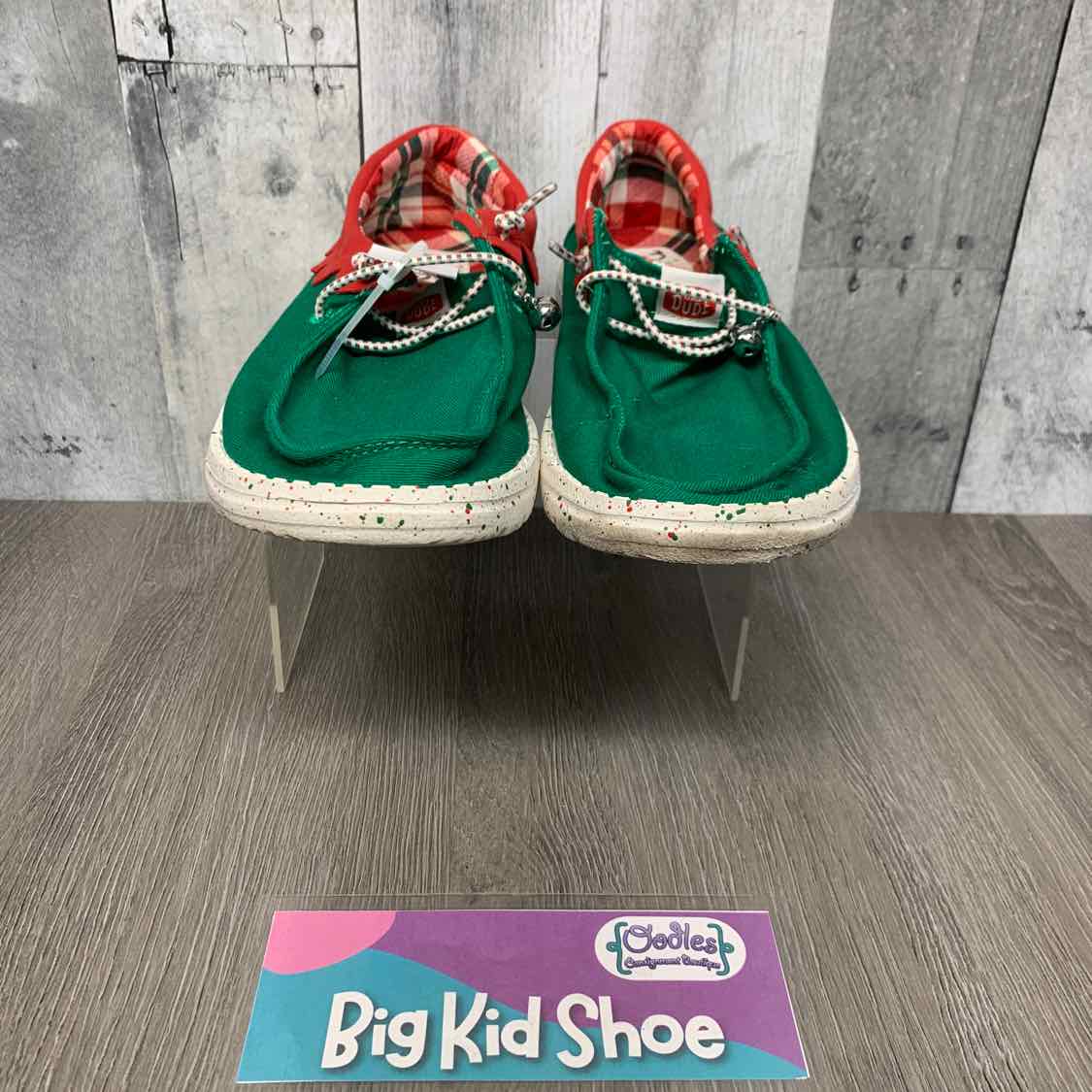 Size 7 Green/Red Hey Dude Loafers