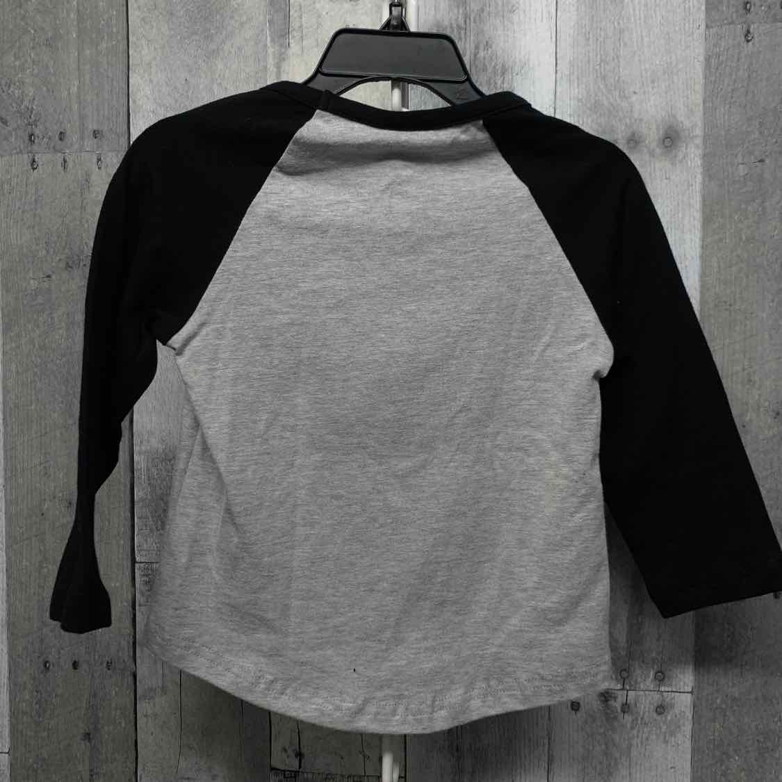 Size 2 Gray/Black Boutique Brand Long Sleeve Shirt
