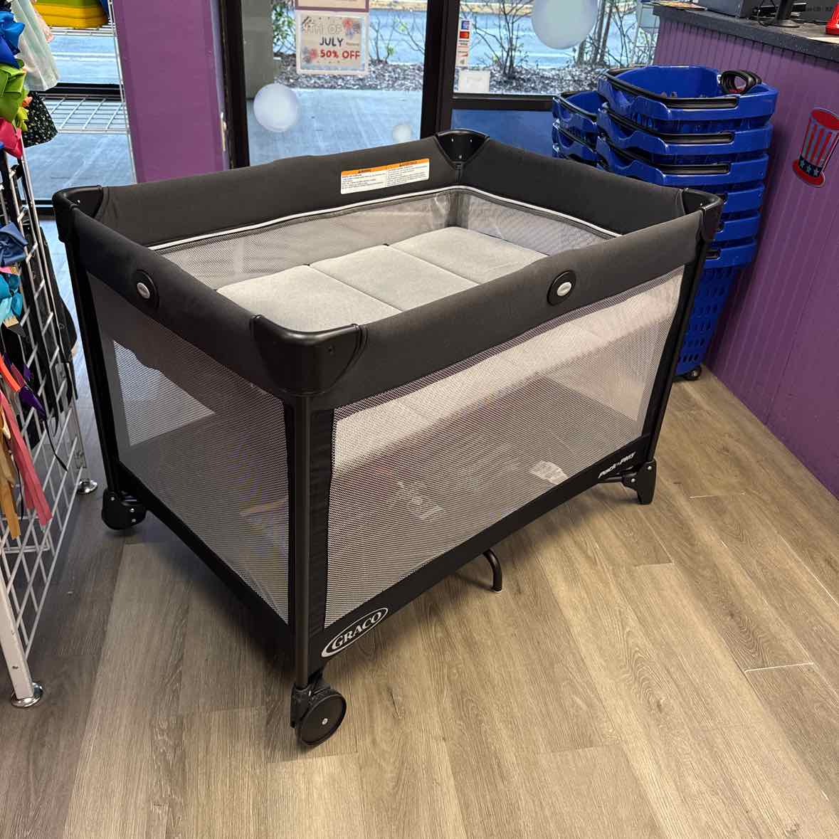 Graco Black/Gray Pack N Play