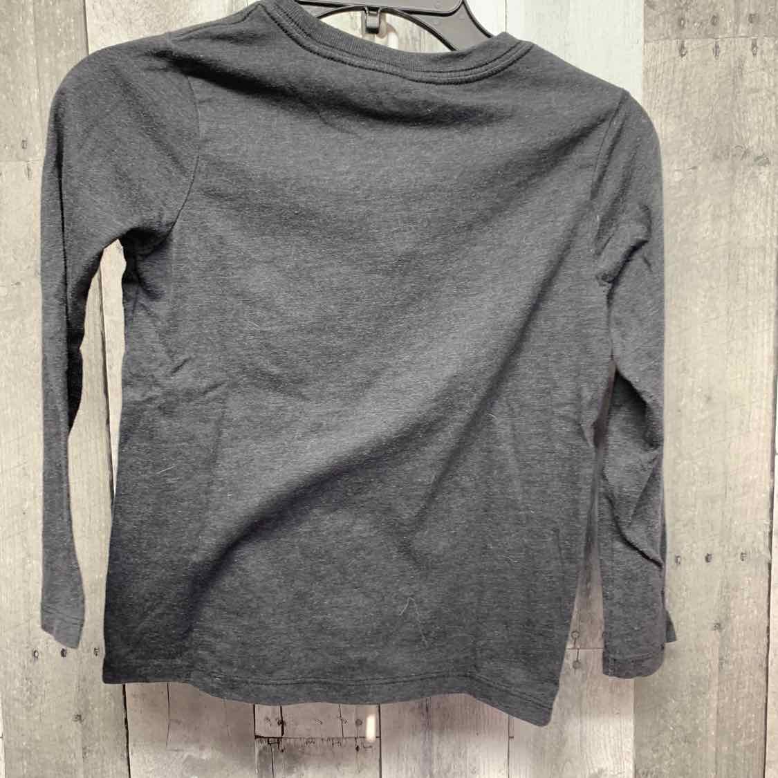 Size 5T Gray Graphic Children's Place Long Sleeve Shirt