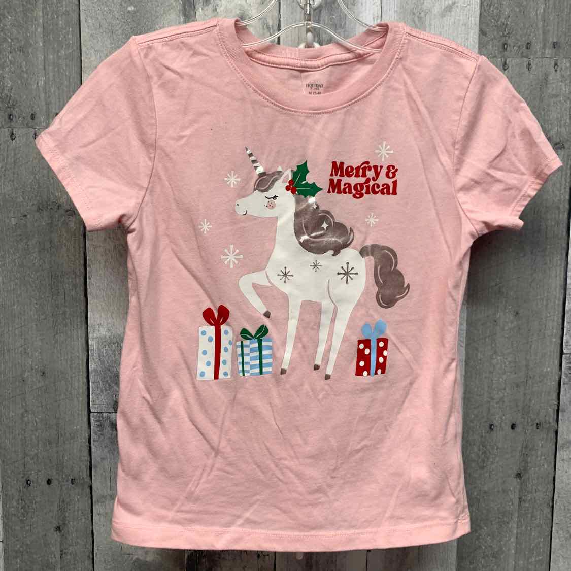 Size 7/8 Pink Graphic Holiday Brands T Shirt