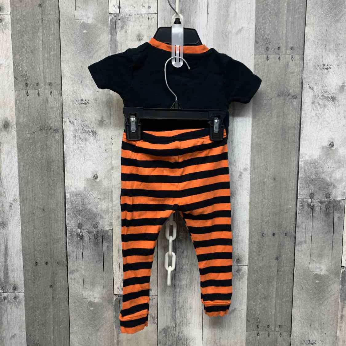Size 12 Months Black/Orange Just One You 2pc PJs