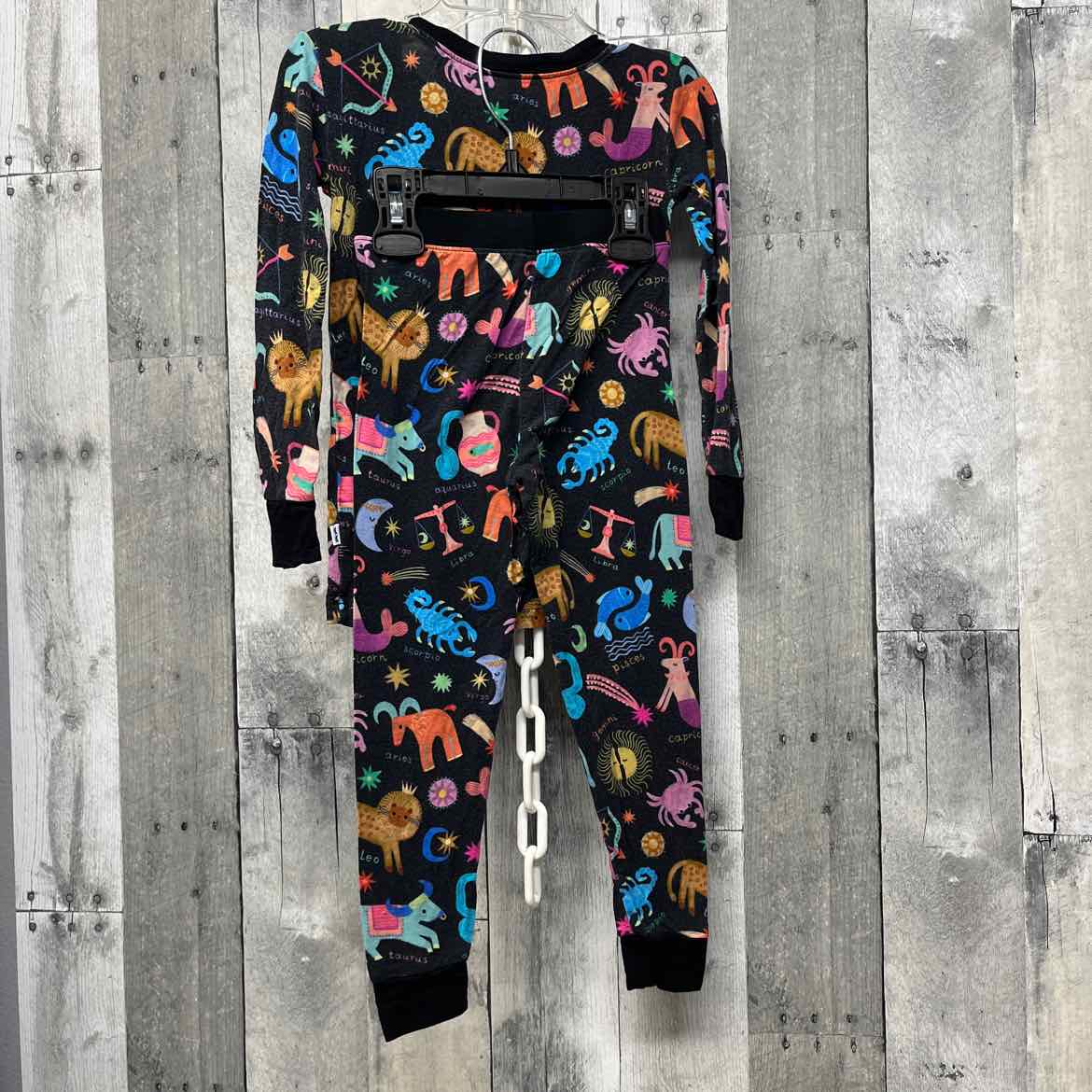 Size 3T Black Print Little Sleepies 2pc PJs