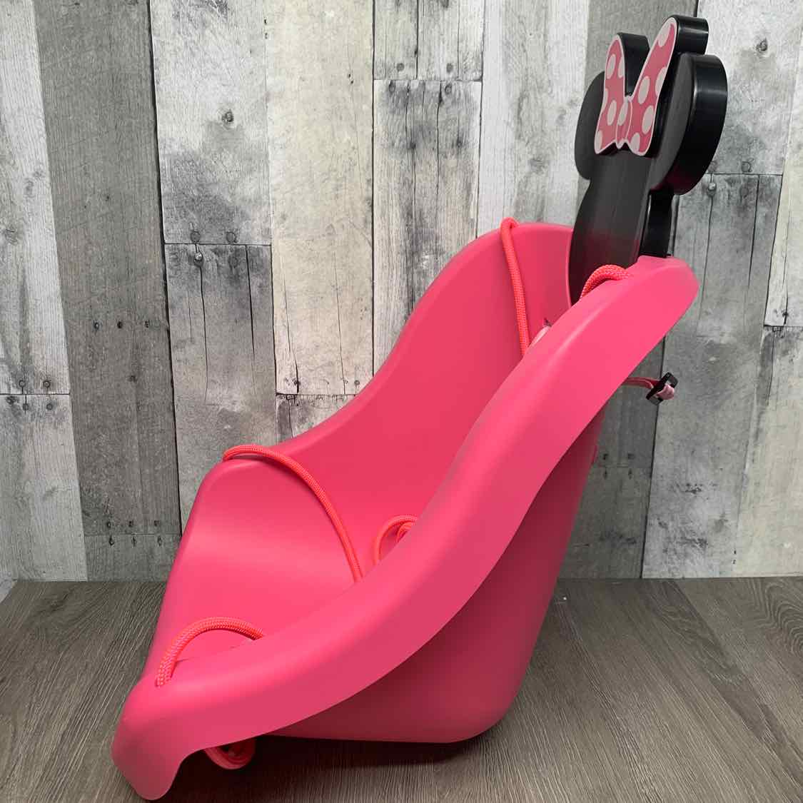 Delta Pink/Black Swing