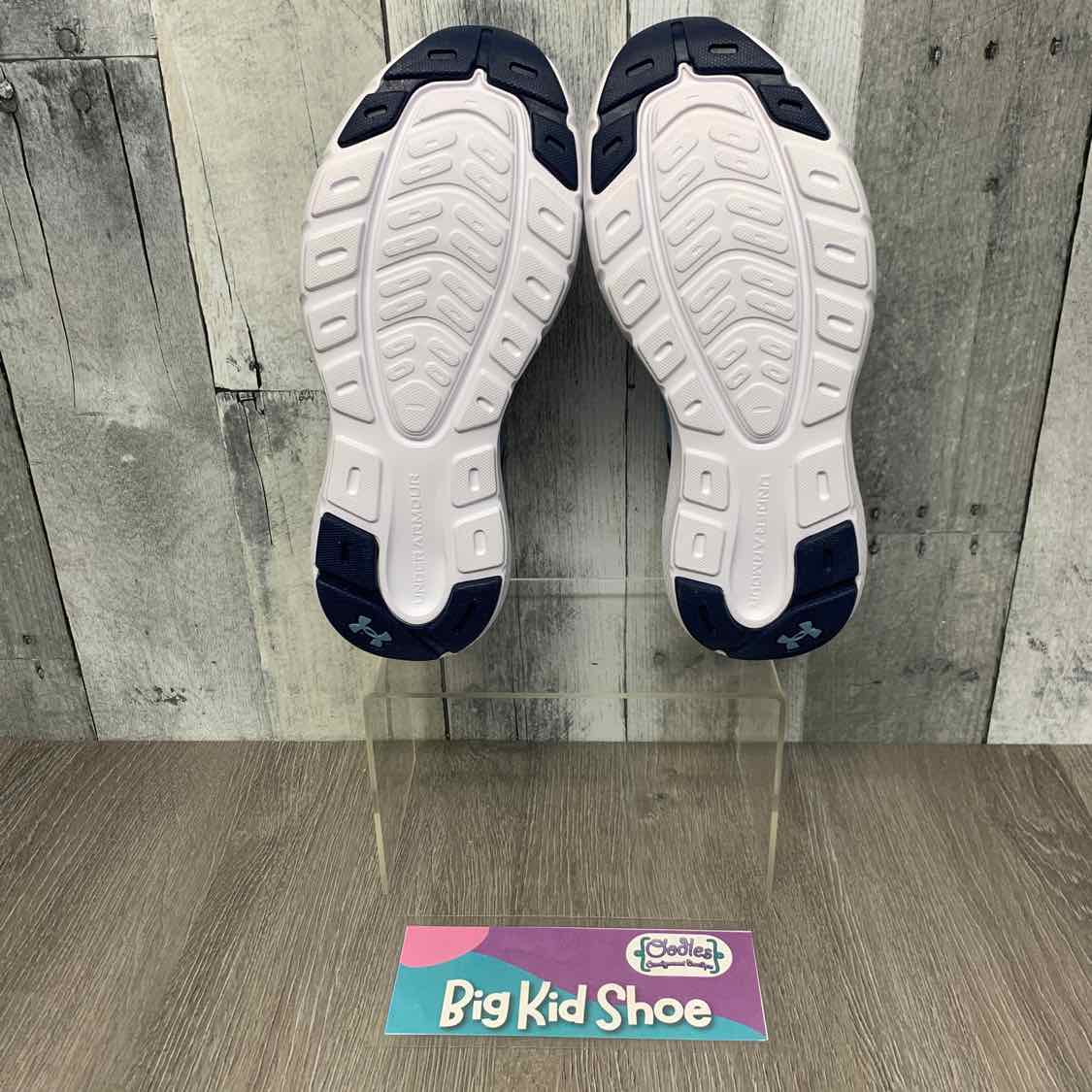 Size 5.5 Blue/Navy Sport Brand Sneakers