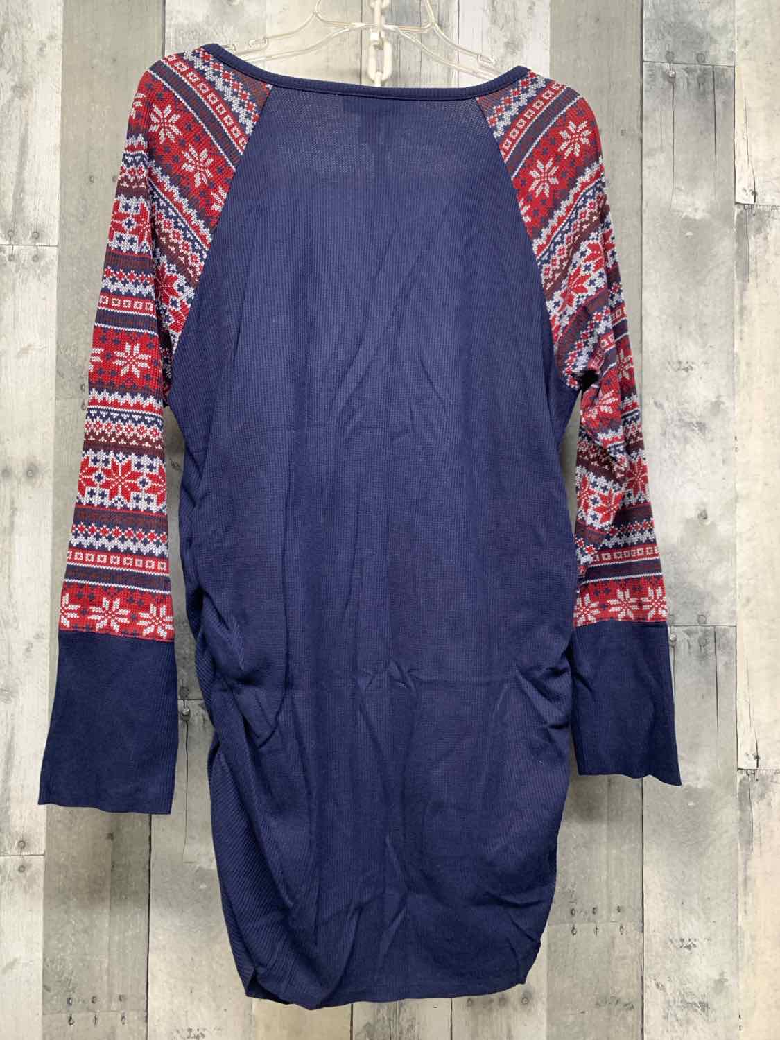 Size 2X Navy/Red Motherhood Long Sleeve Top