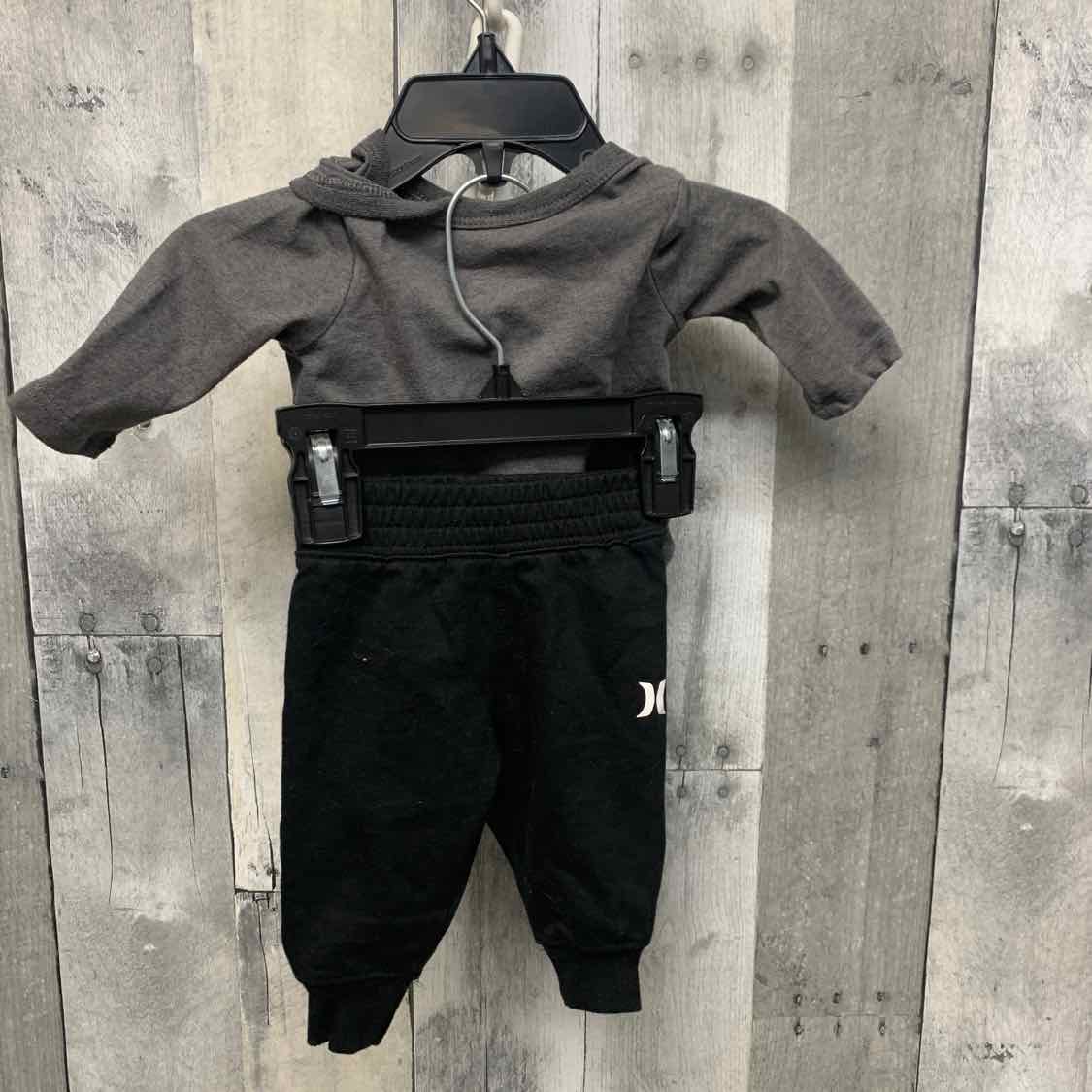 Size Newborn Gray/Black Hurley Shirt/Pants