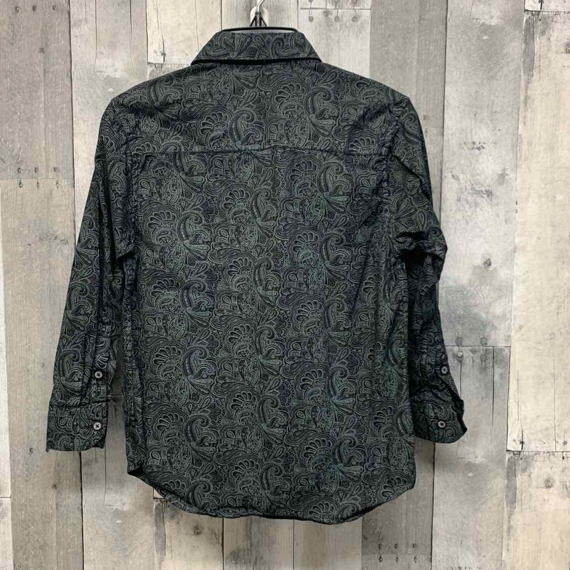 Size 8 Black Print B Brand LS Button Up