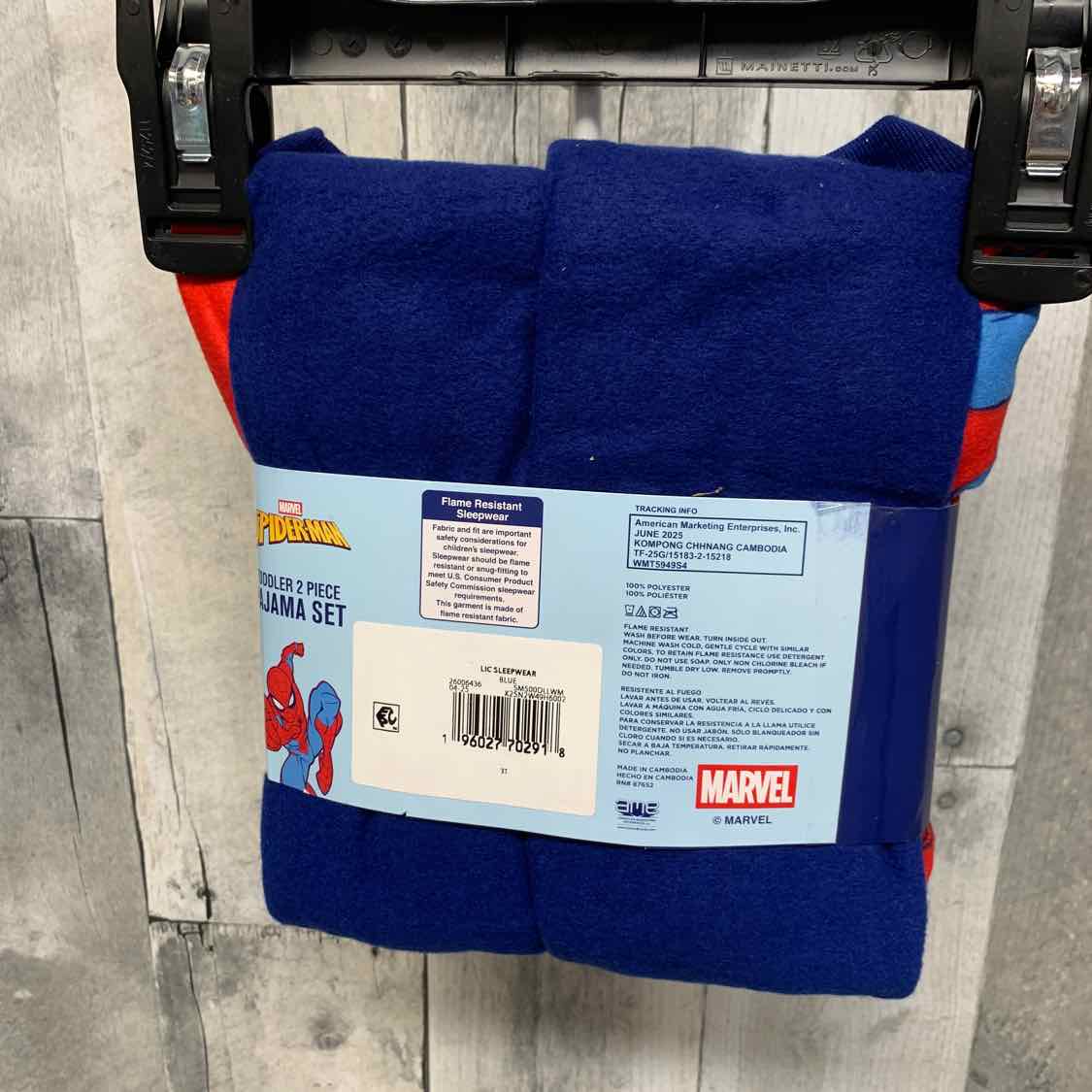 Size 3T Navy/Red Marvel 2pc PJs