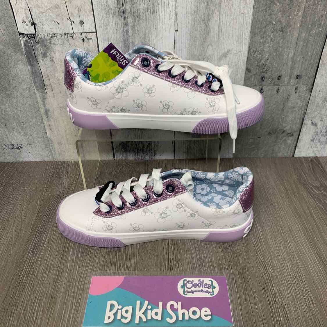 Size 6 White/Pink B Brand Sneakers