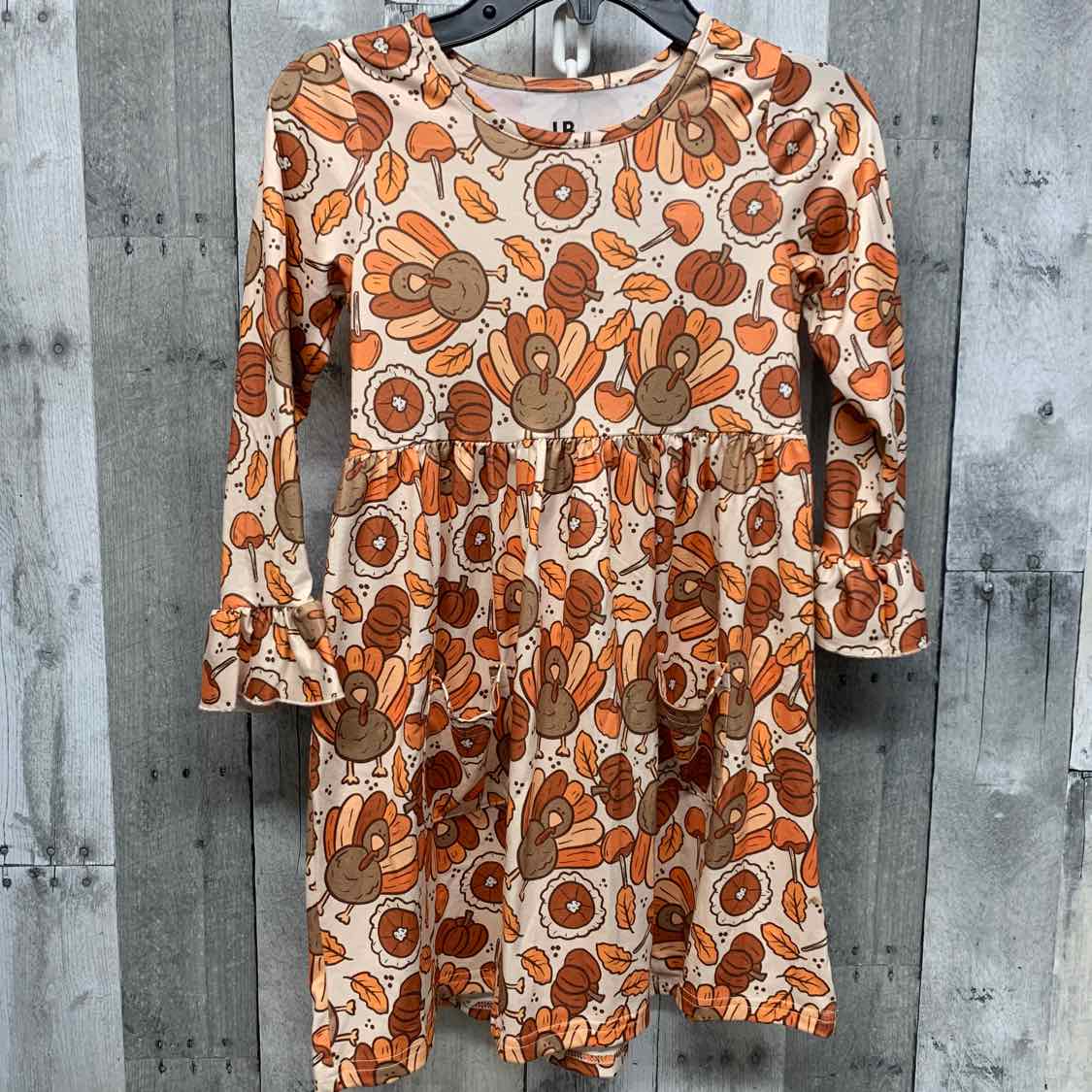 Size 7 Tan/Orange B Brand LS Dress