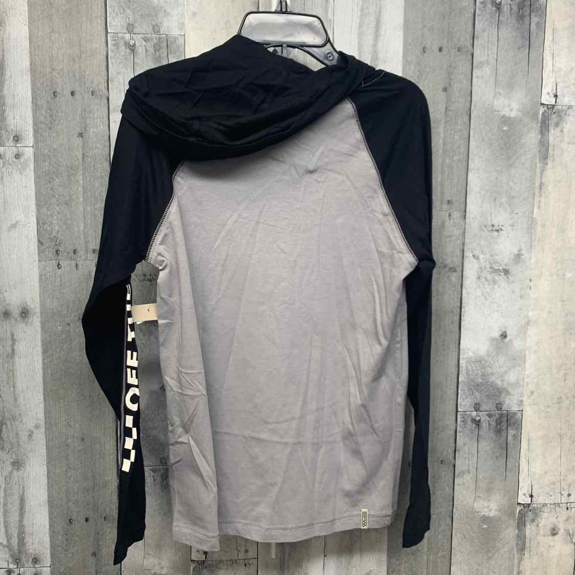 Size Medium Gray/Black Vans Long Sleeve Shirt