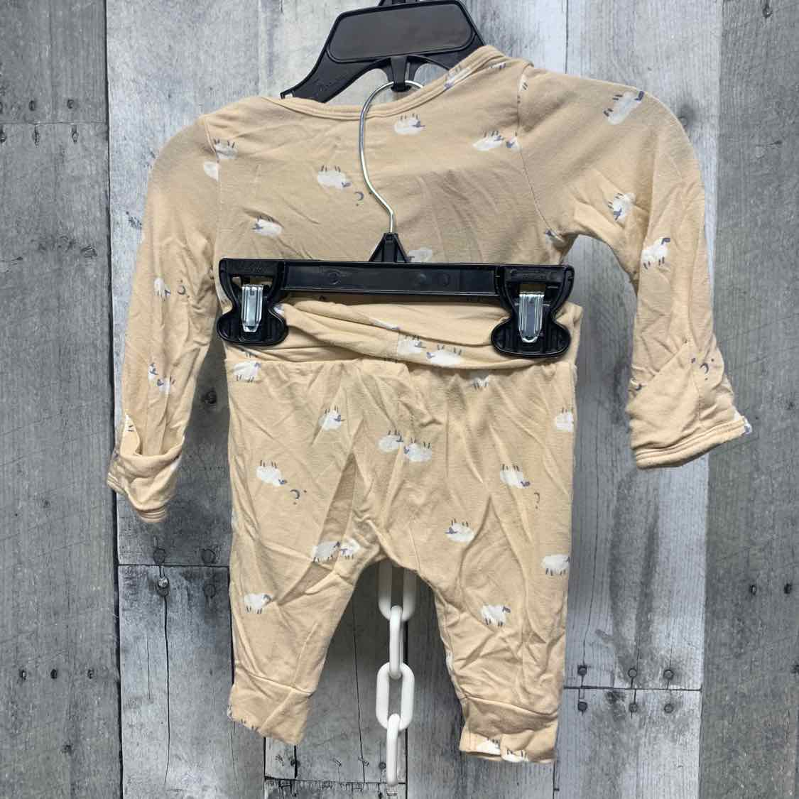 Size 3 Months Tan/White Just One You Shirt/Leggings