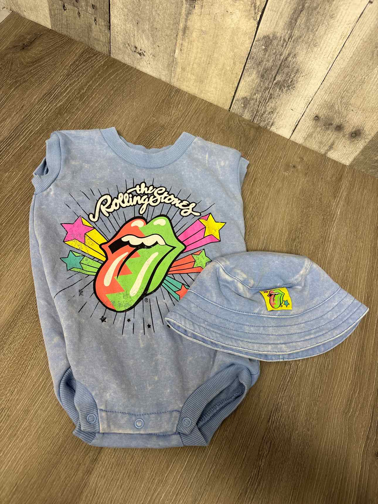 Size 6-9 Months Blue Graphic B Brand Romper