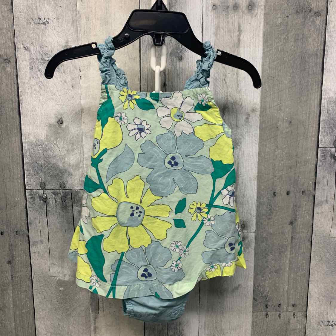 Size 12 Months Blue/Green Just One You Romper