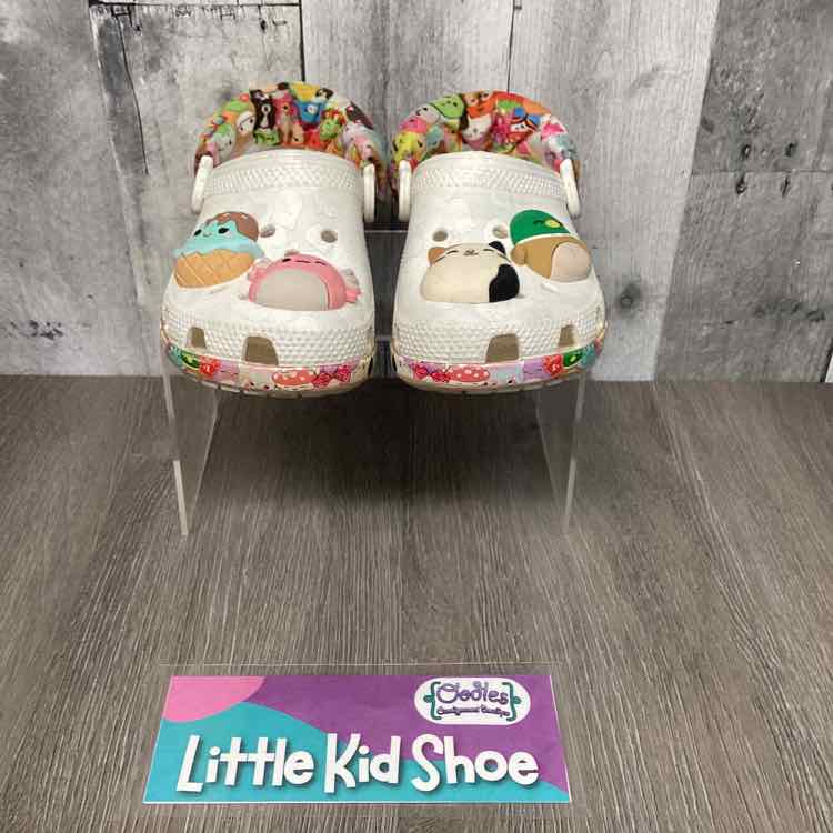 Size 11 White Crocs Water Shoes