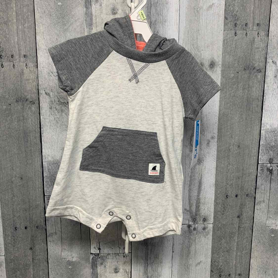 Size 3 Months Gray/Pink Carter's Romper
