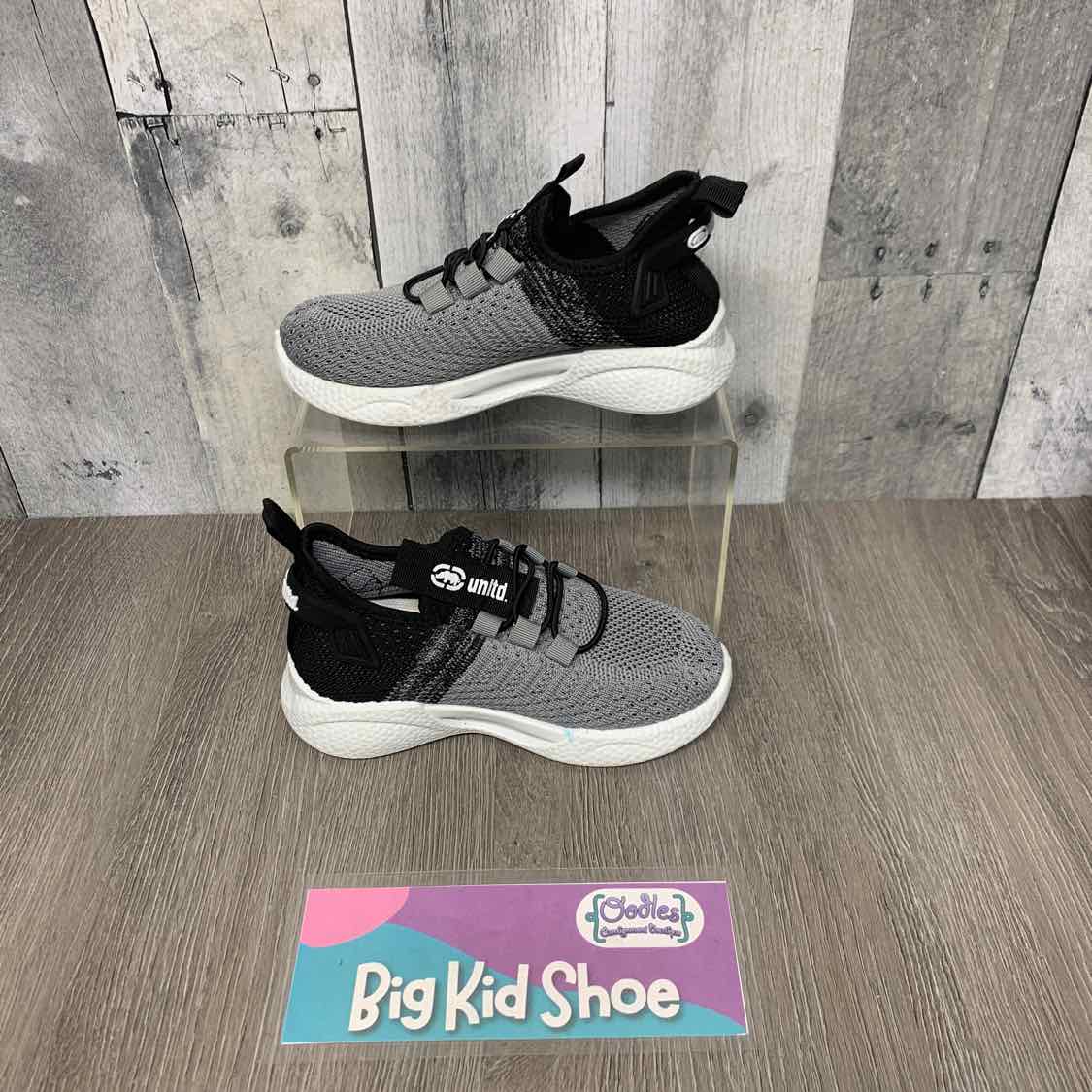 Size 10 Gray/Black B Brand Sneakers