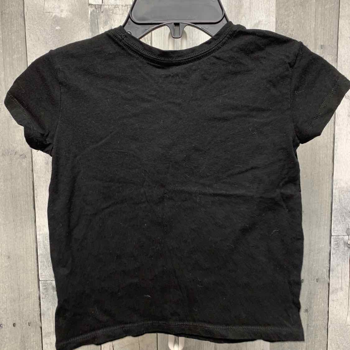 Size 5 Black Graphic Old Navy T Shirt