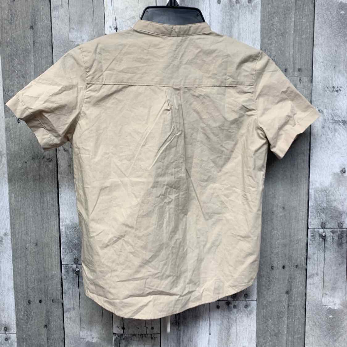 Size 8 Tan Mid Brand Button Up