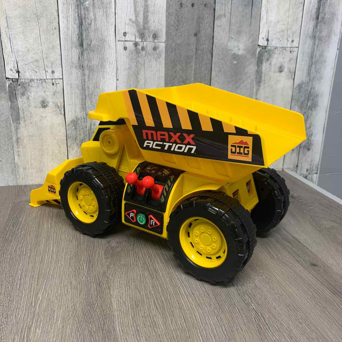Generic Yellow/Black Misc Vehicles