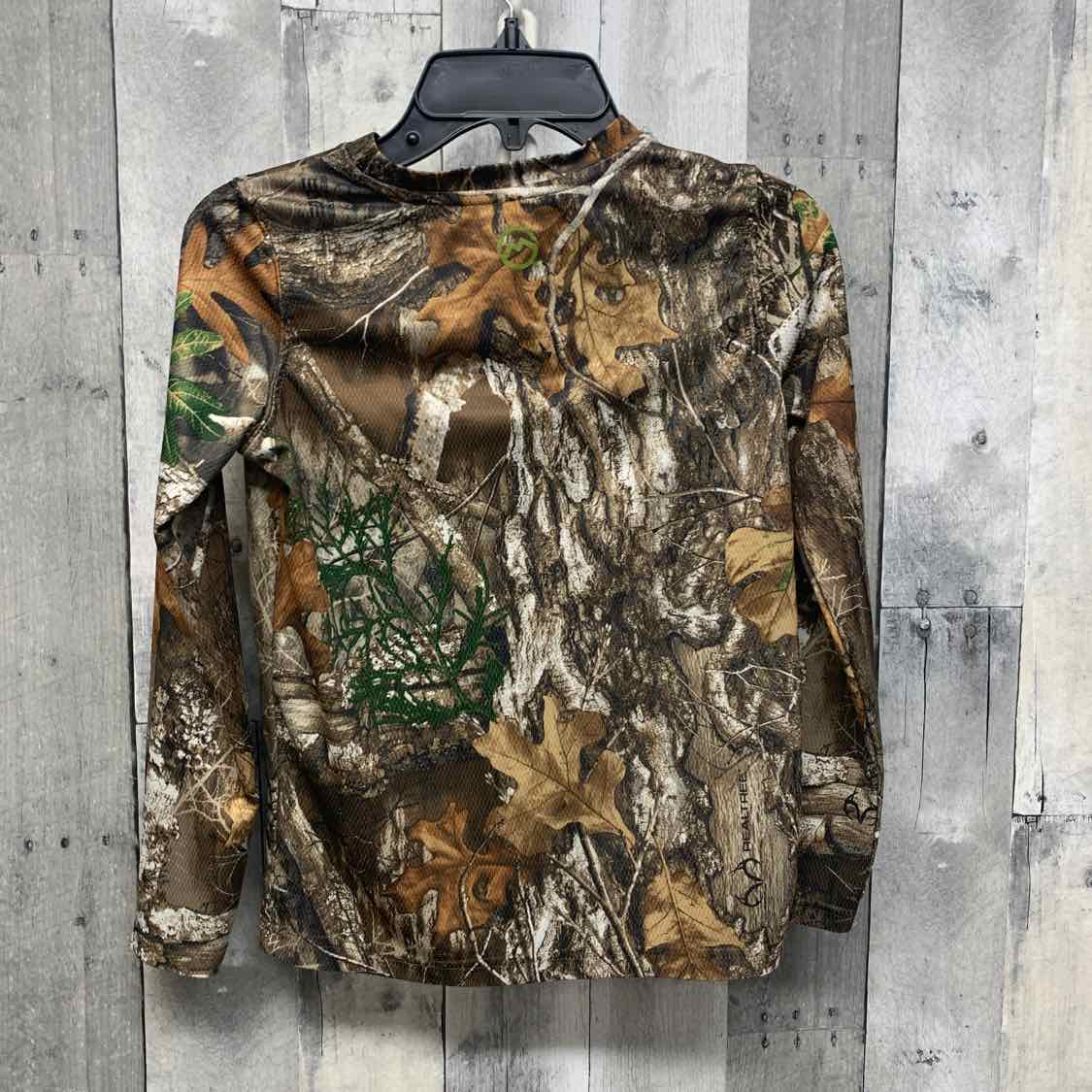 Size Small Green Camo Magellan Outdoors Long Sleeve Shirt
