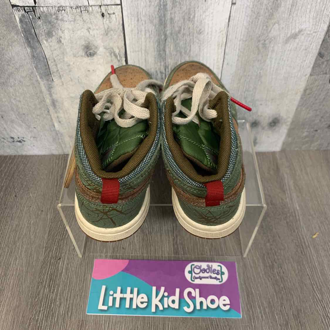 Size 10 Green/Brown Sport Brand Sneakers