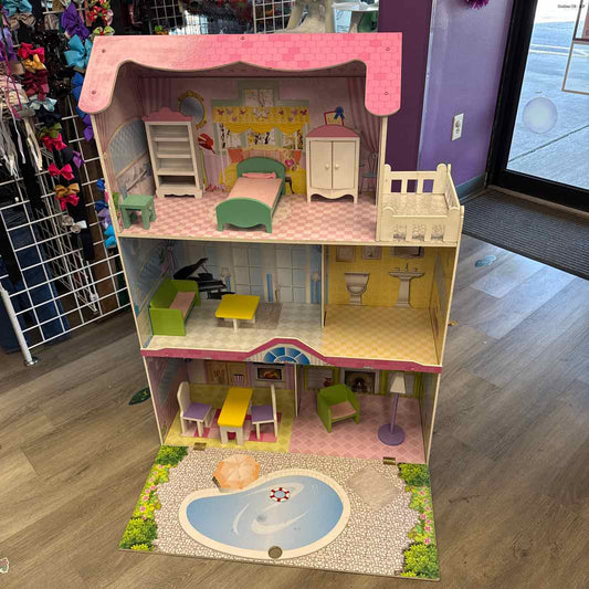 Dolls/Action Figures