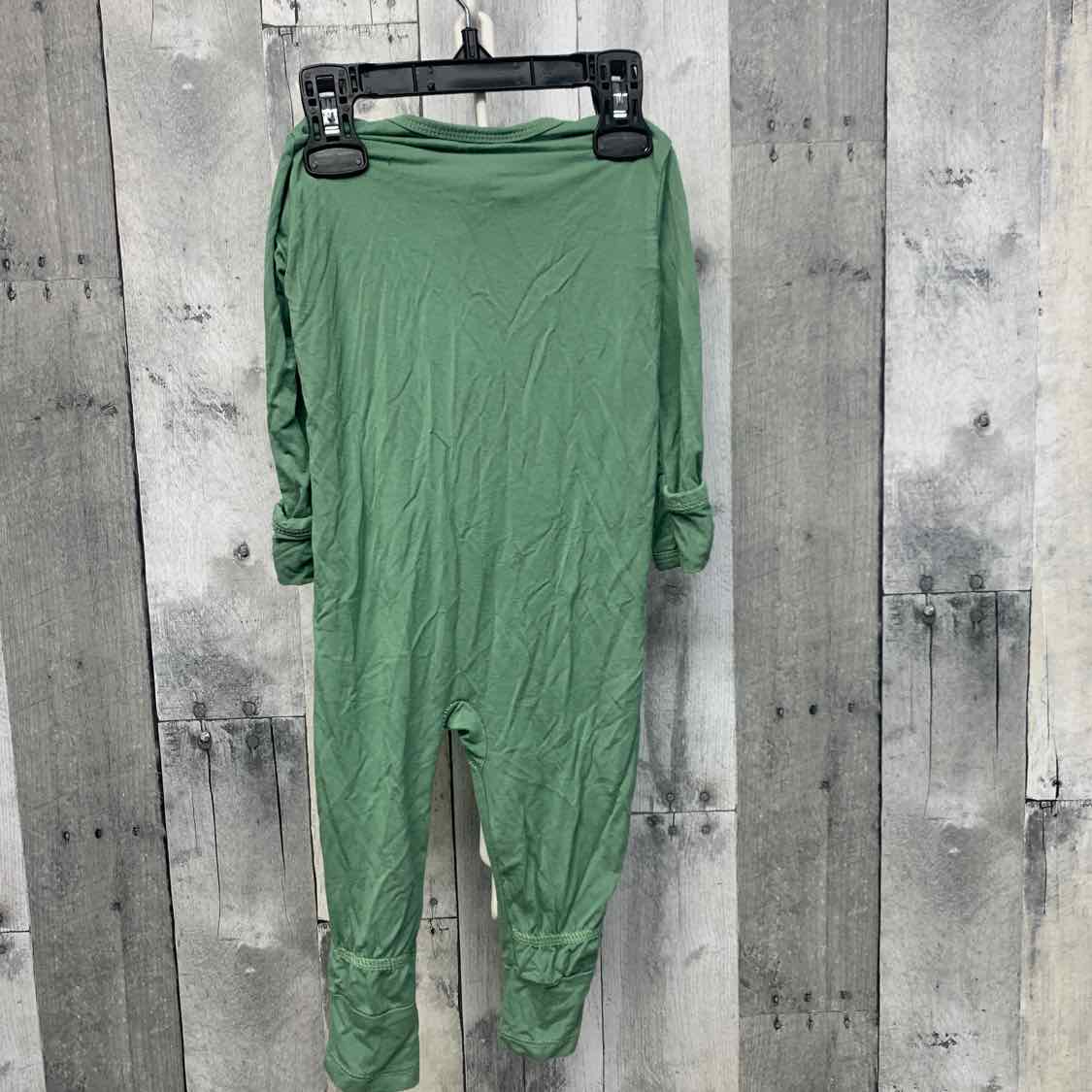 Size 6-12 Months Green Mid Brand Footy PJs