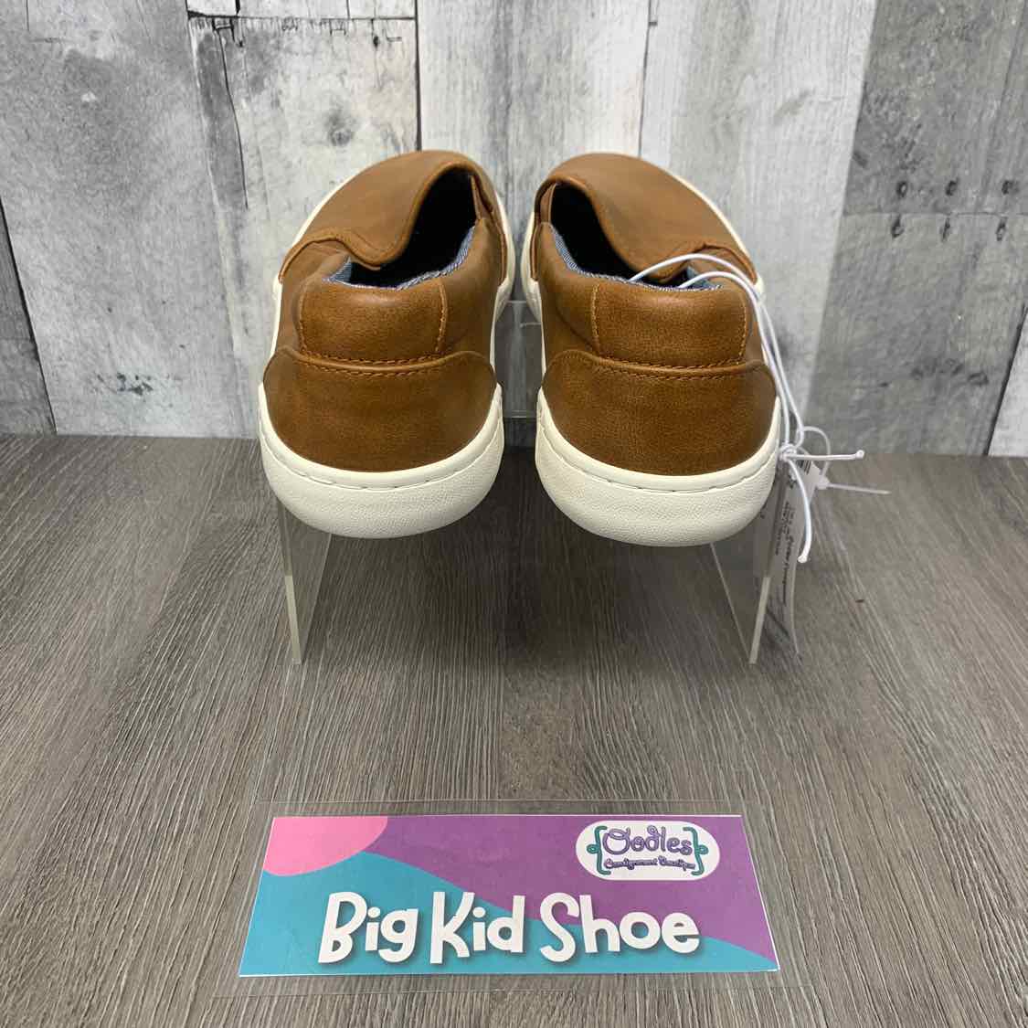 Size 5 Brown Cat & Jack Sneakers