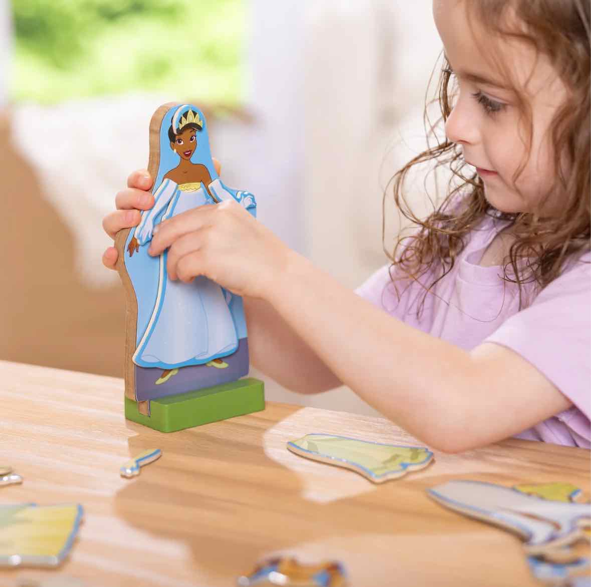 Melissa & Doug Tiana Wooden Magnetic Dress-Up