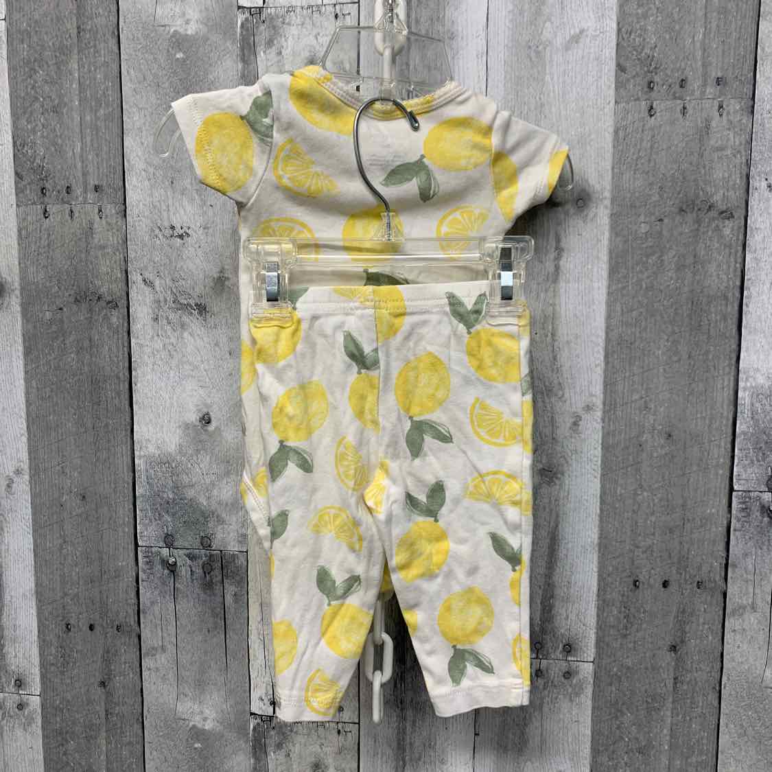 Size 6 Months Yellow/White Carter's Shirt/Leggings