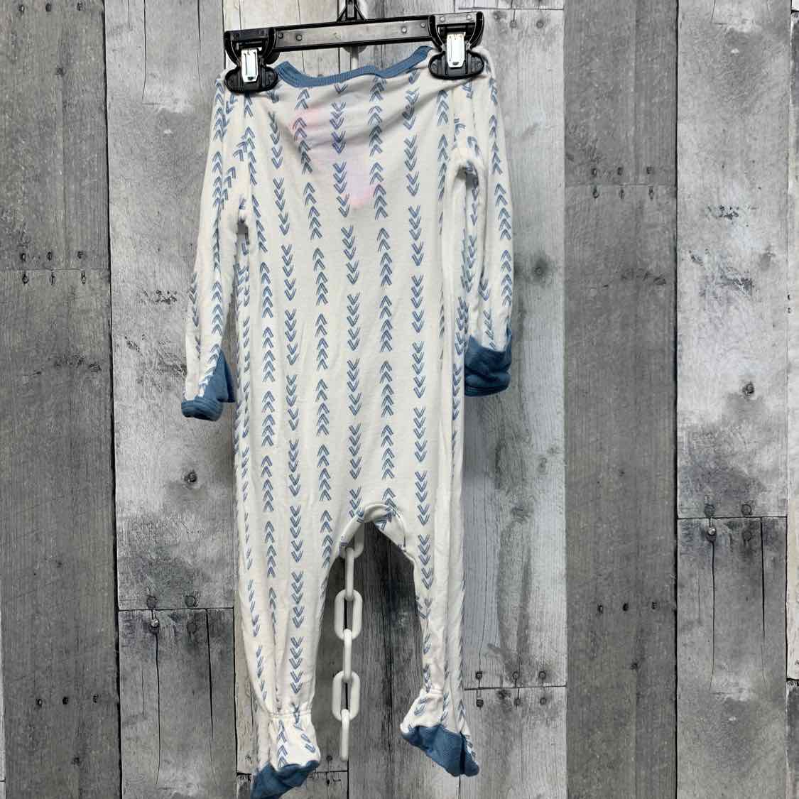 Size 3-6 Months White/Blue Cloud Island Footy PJs