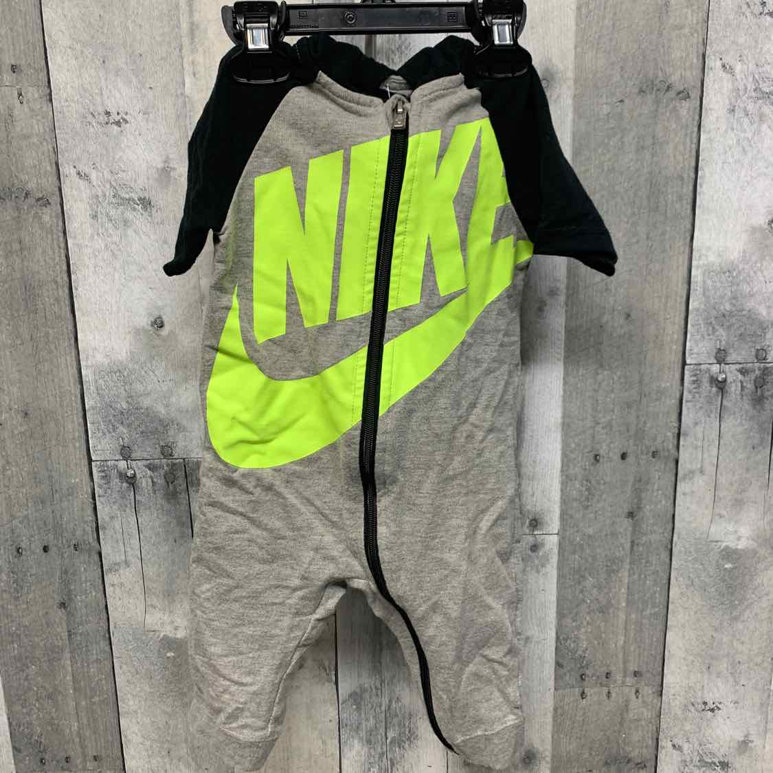 Size 9-12 Months Gray/Green Sport Brand Light Jacket