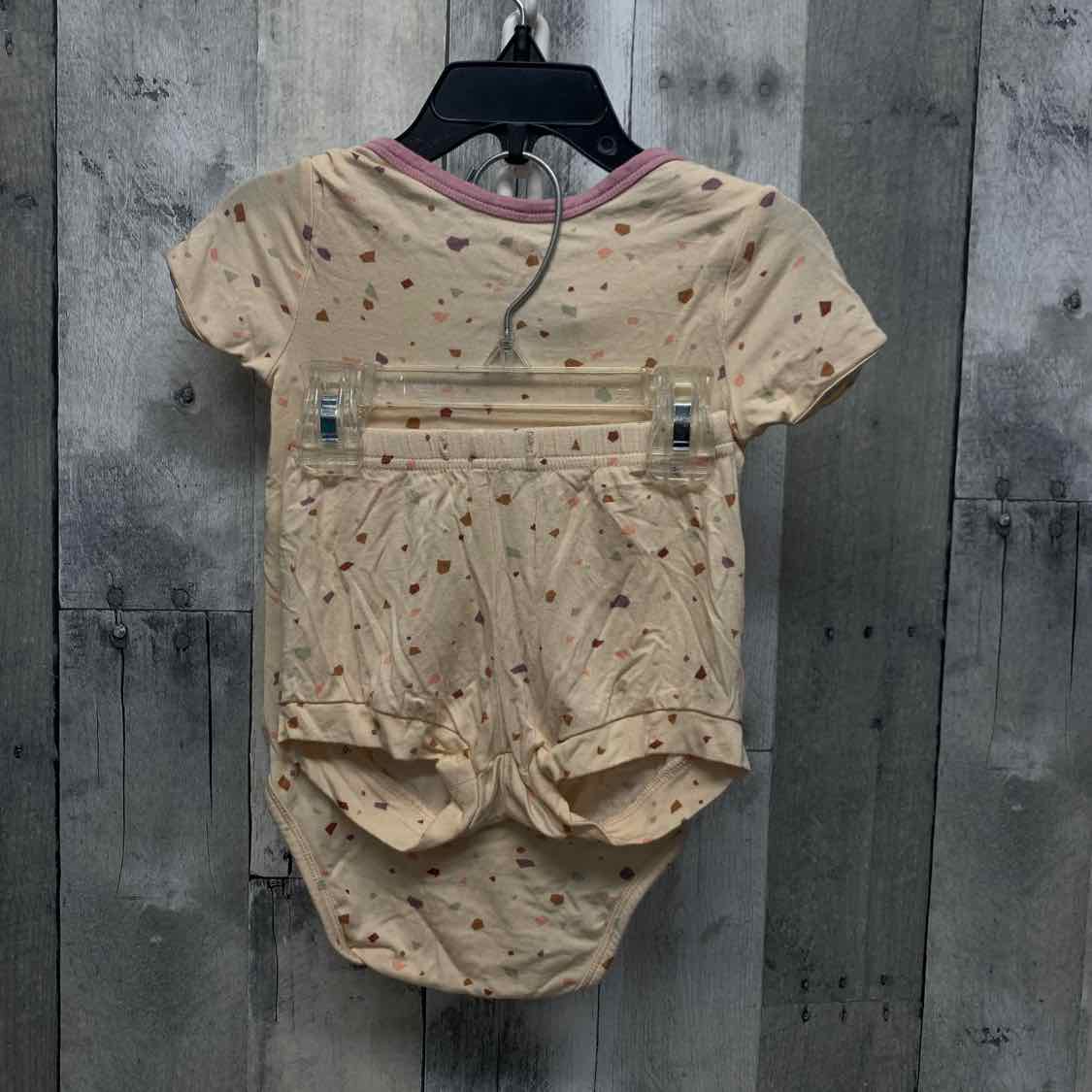 Size 12-18 Months Tan Print Dot Dot Smile Shirt/Shorts - OodlesCB