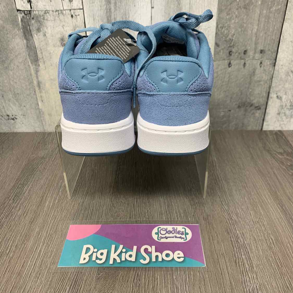 Size 5.5 Blue/White Sport Brand Sneakers