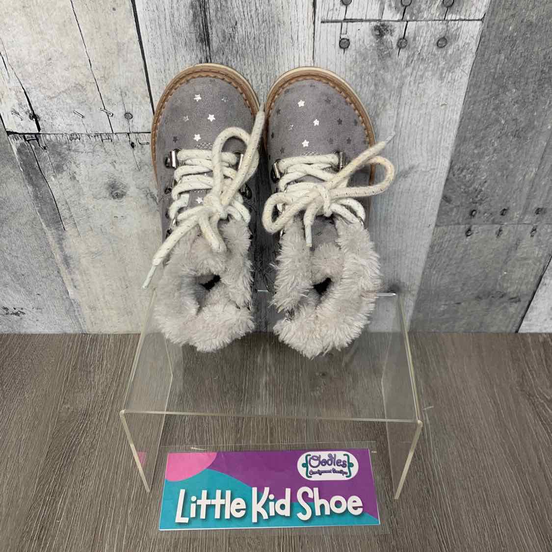 Size 5 Gray/White Cat & Jack Boots