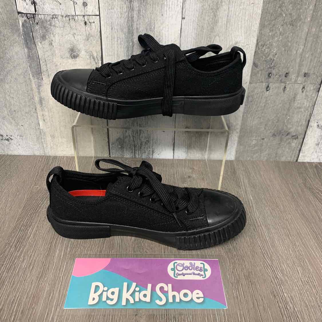 Size 2 Black Levi Sneakers