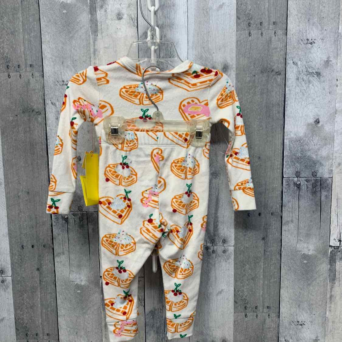 Size 18 Months Ivory Graphic Cat & Jack 2pc PJs