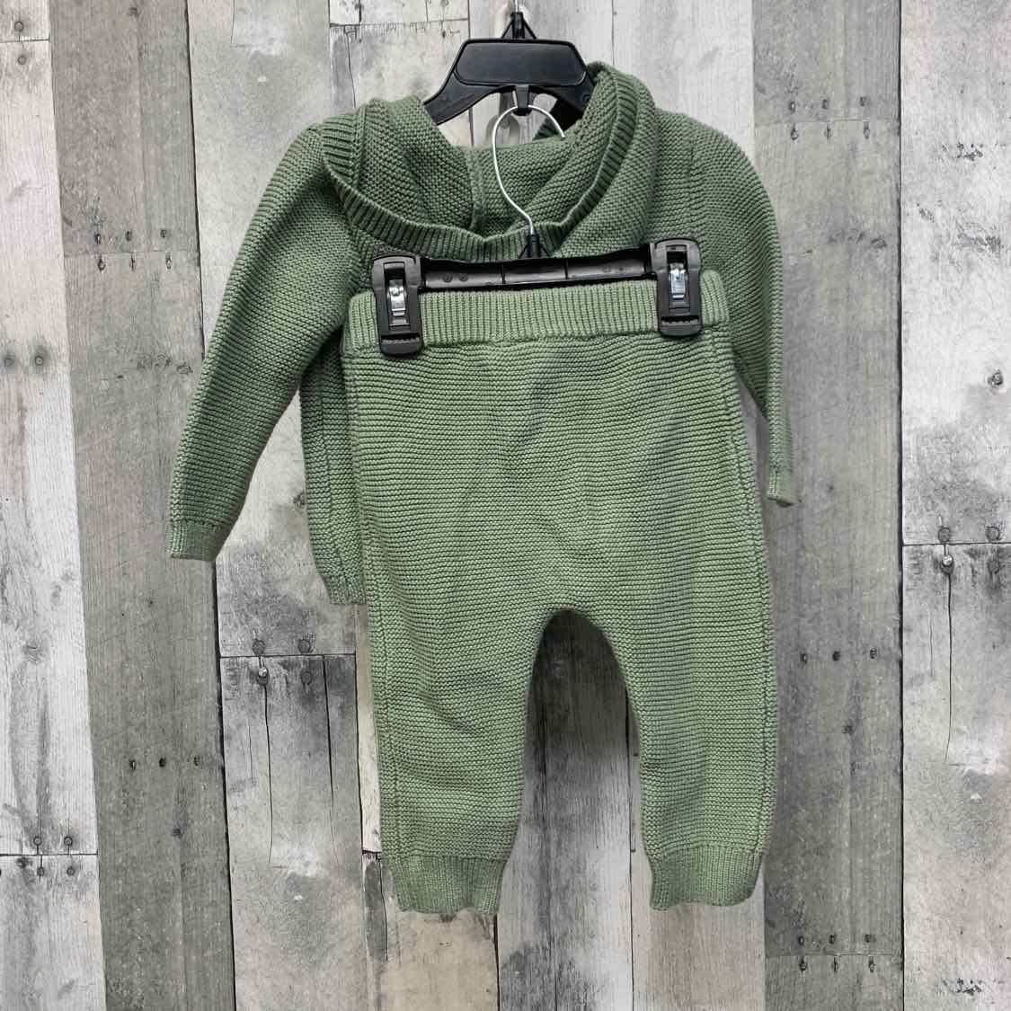Size 12 Months Green Just One You Shirt/Pants