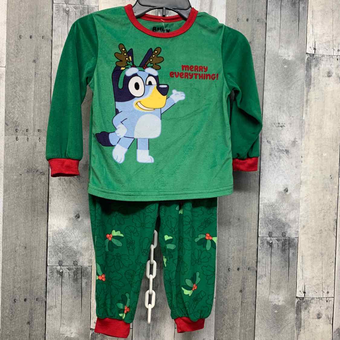 Size 4 Green/Red Disney 2pc PJs